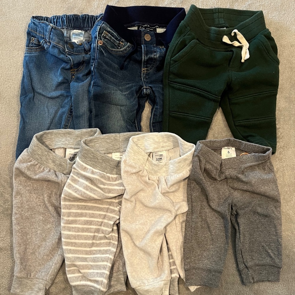 EUC 3-6M Gap Baby and Carter’s Pants Lot